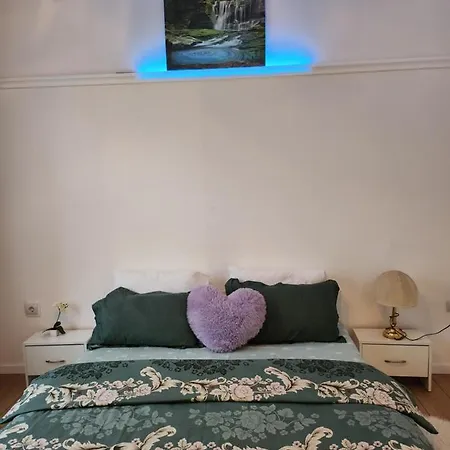 Zu Hause Apartament Gruia Apartment *
